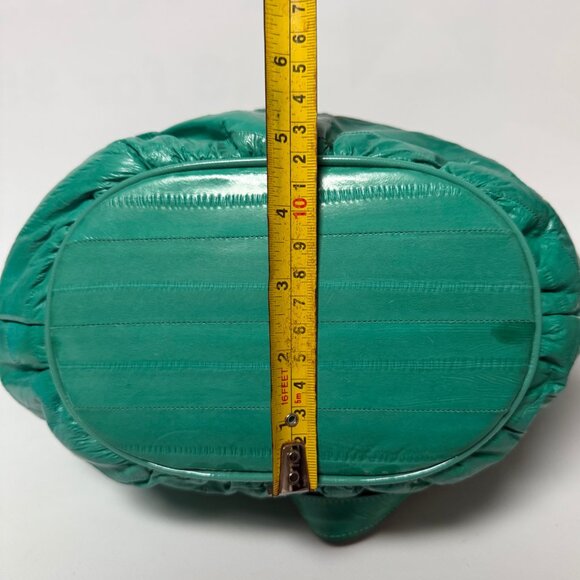 Vintage Minty Green Croissant-Style Purse – Hidden Front Pocket – Unique Retro B - Picture 13 of 13